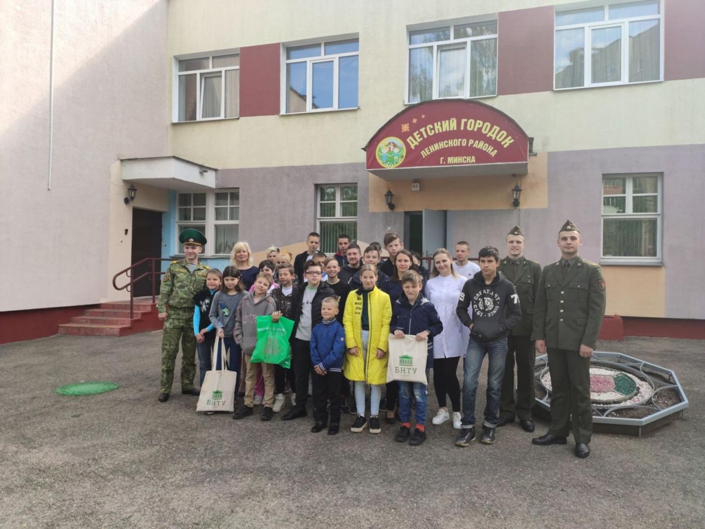 Помогать детям – просто!